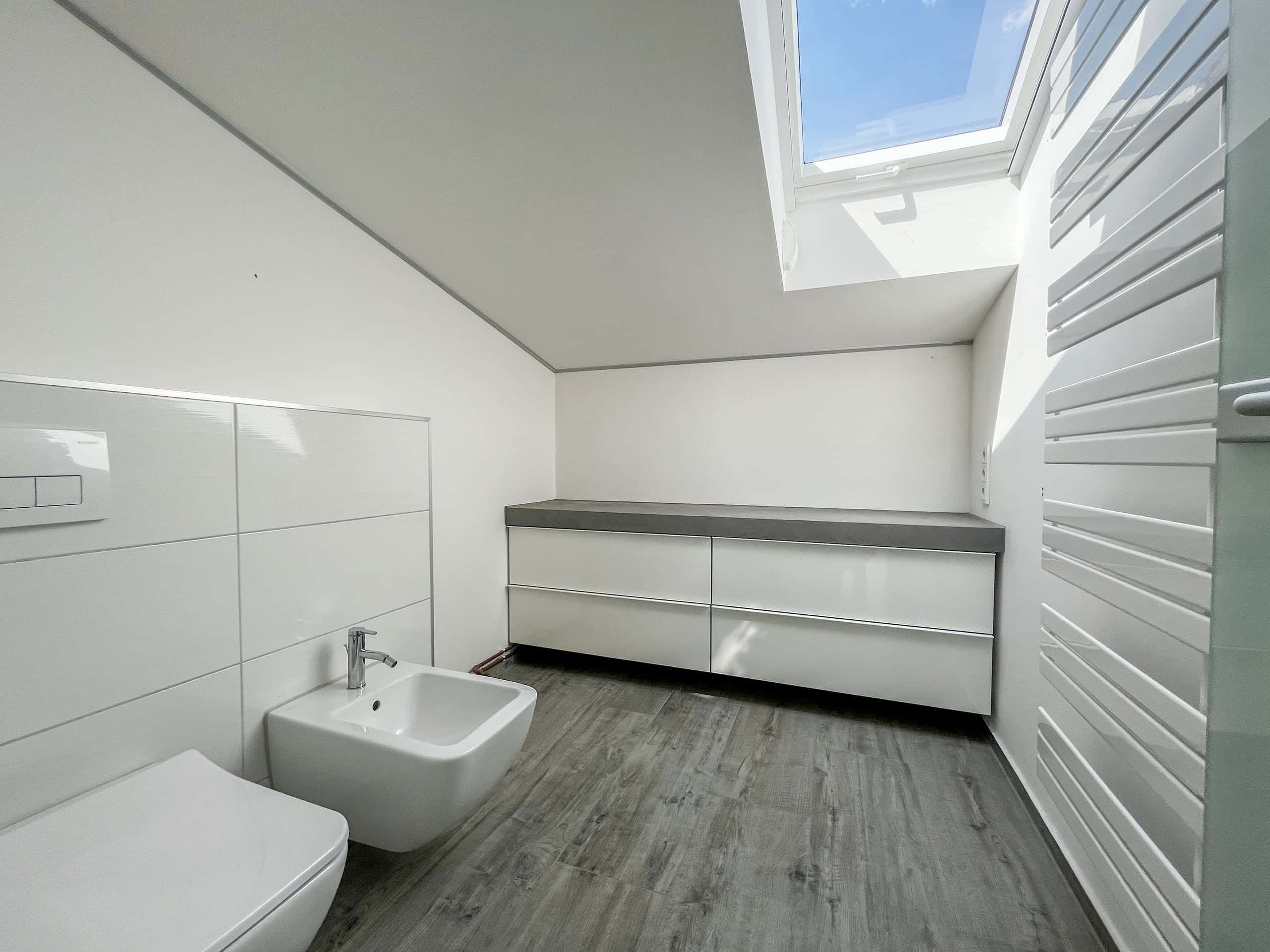 Badezimmer DG