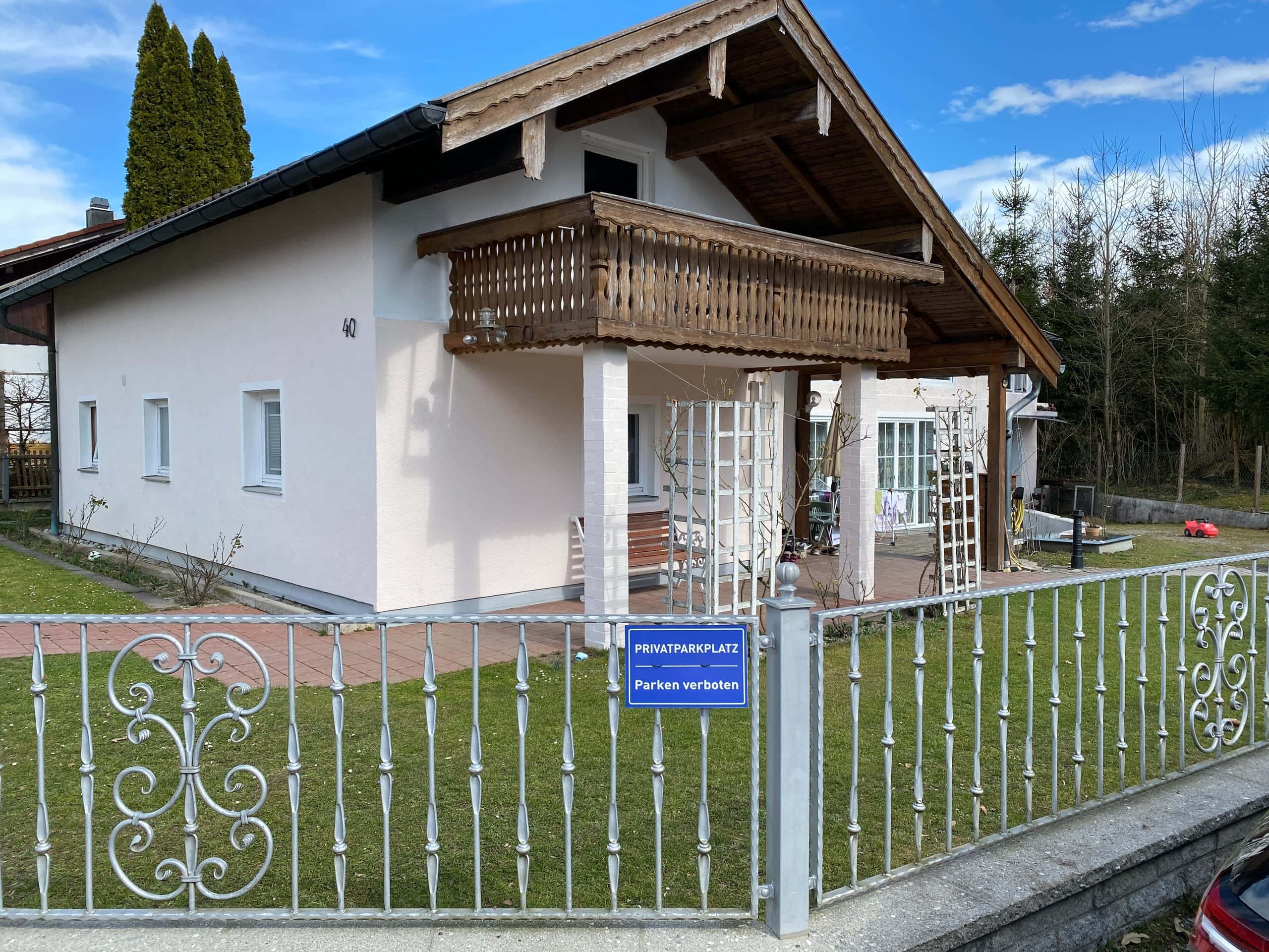 Einfamilienhaus kaufen in Rosenheim — Titelbild 01