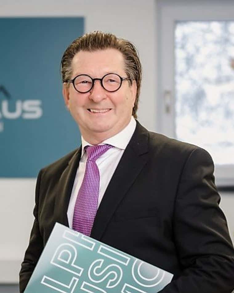 Michael Bauer