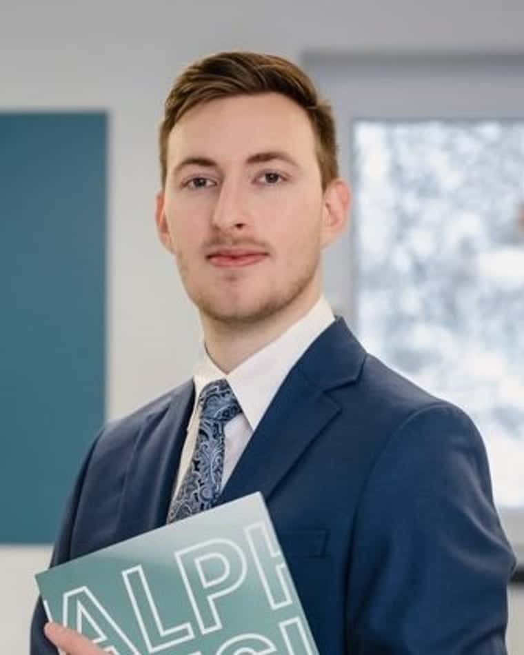 Tim Borufka, Immobilienmakler